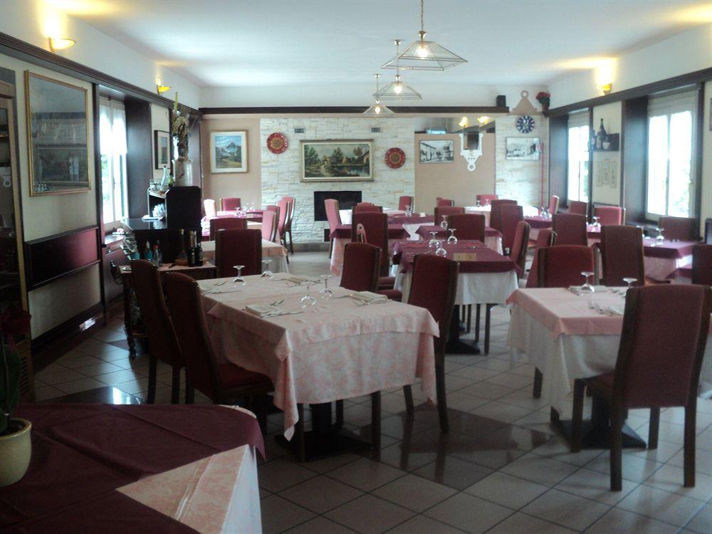 Albergo Del Cacciatore Cremeno Экстерьер фото