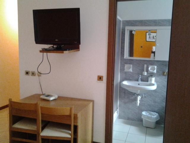 Albergo Del Cacciatore Cremeno Экстерьер фото